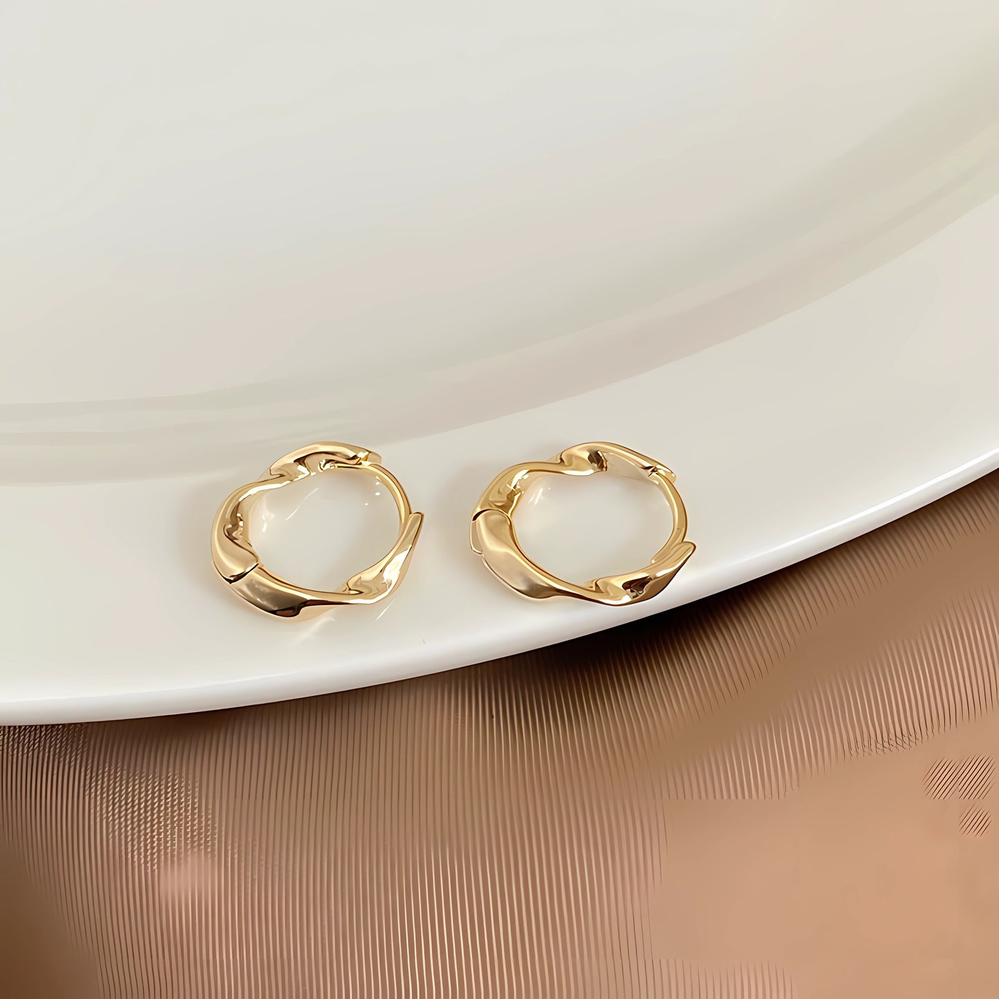S925 Sterling Silver Minimalist Versatile Möbius Silver Earrings
